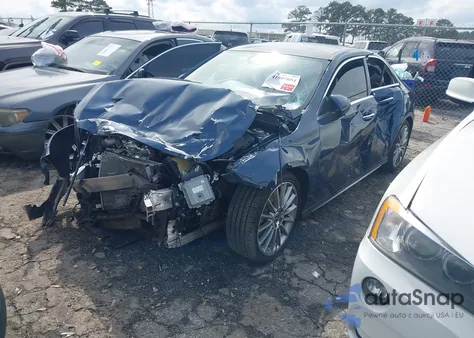 2022 Mercedes-Benz A 220 from USA, damaged, VIN W1K3G4EB5NJ355604